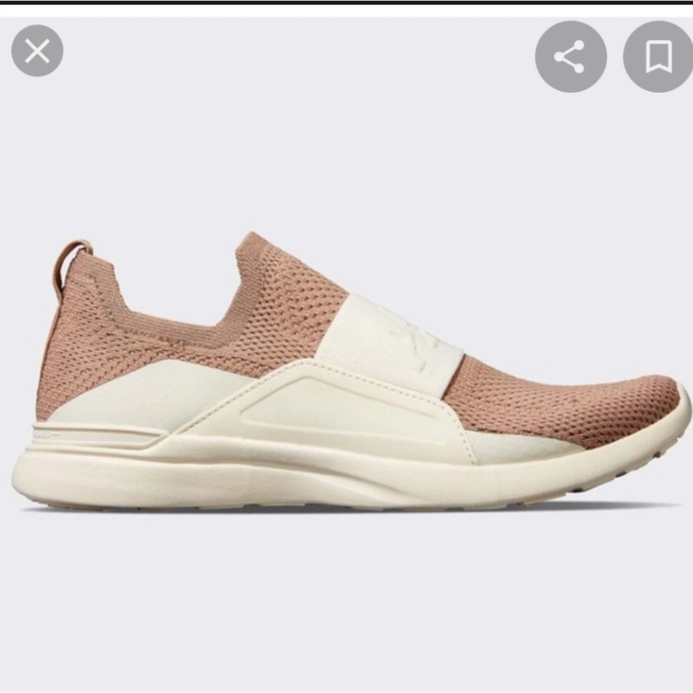 APL techloom bliss knit running shoes 8.5